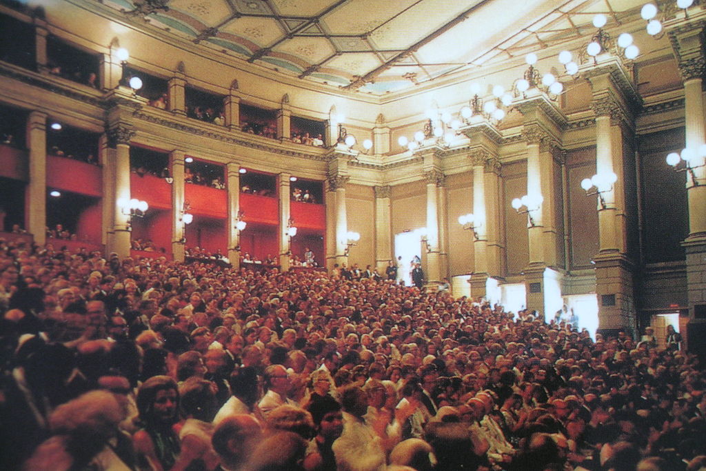 Festspielhaus_Bayreuth_Innen